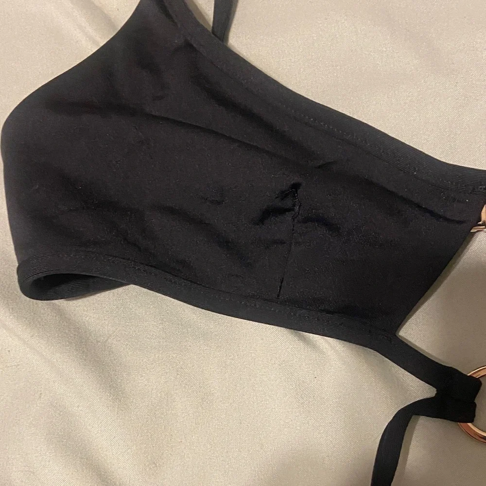 Victoria's Secret Black Strappy Bikini Top - Picture 4 of 8